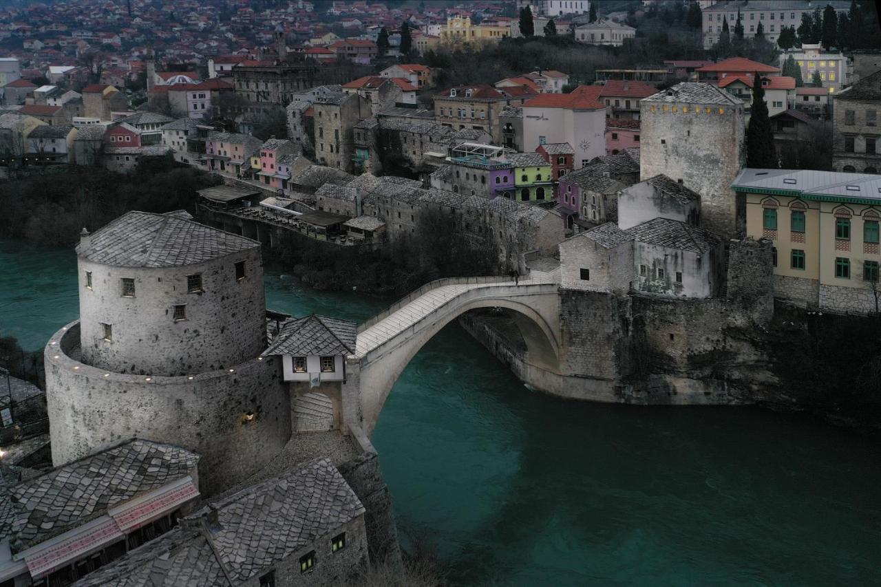 Shangri La Mansion Mostar Bagian luar foto