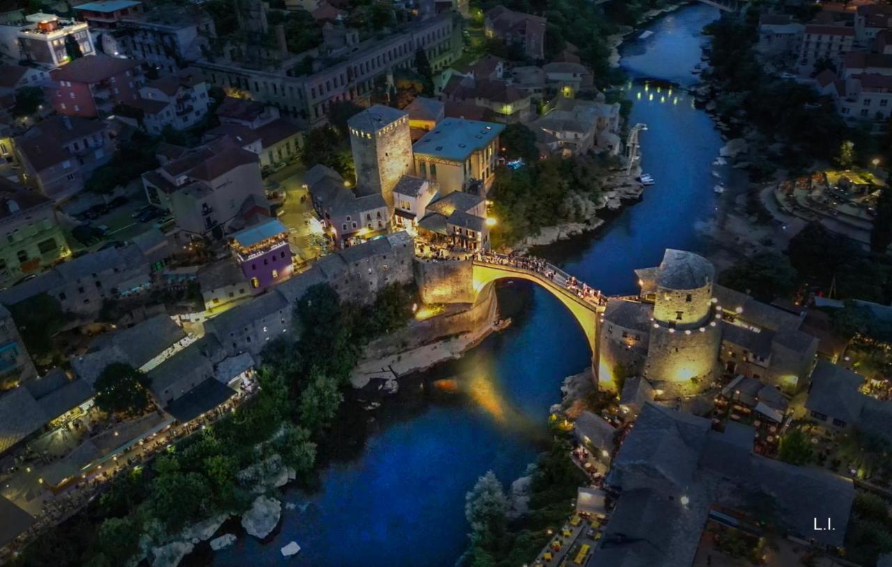 Shangri La Mansion Mostar Bagian luar foto